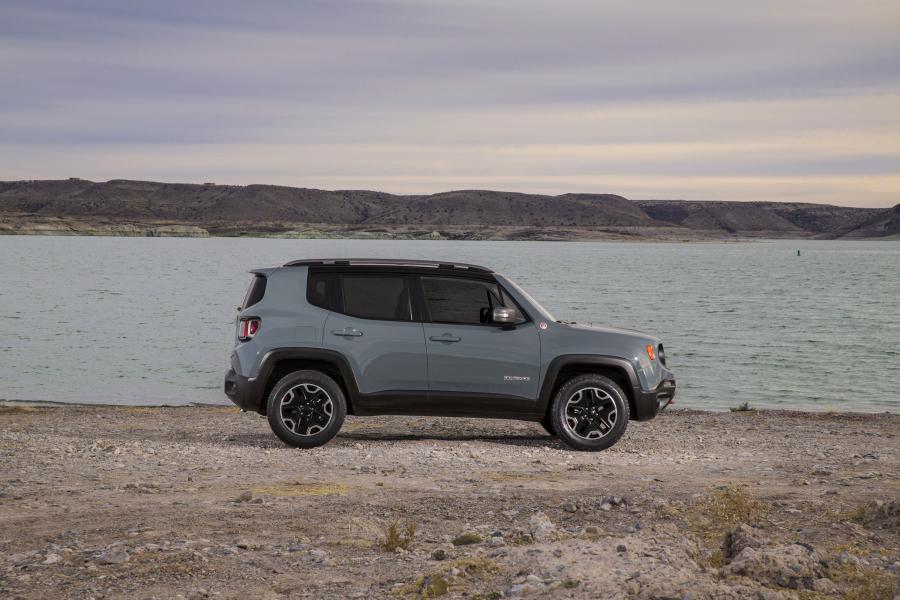  Jeep Renegade Trailhawk (BU) 2014 года  (NA) (фото 19 из 47)